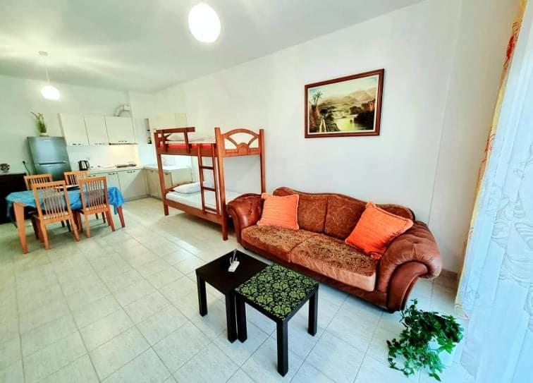 Vlore Sea Apartments Ngoại thất bức ảnh